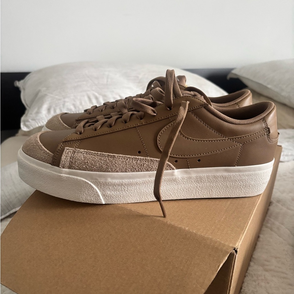 Nike Blazer Low Platform sneakers in the 'Dark Driftwood' colorway.